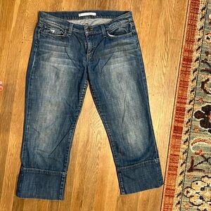 joe’s jeans, “socialite kicker” ankle length, light wash, waist 30, 23.5 inseam.
